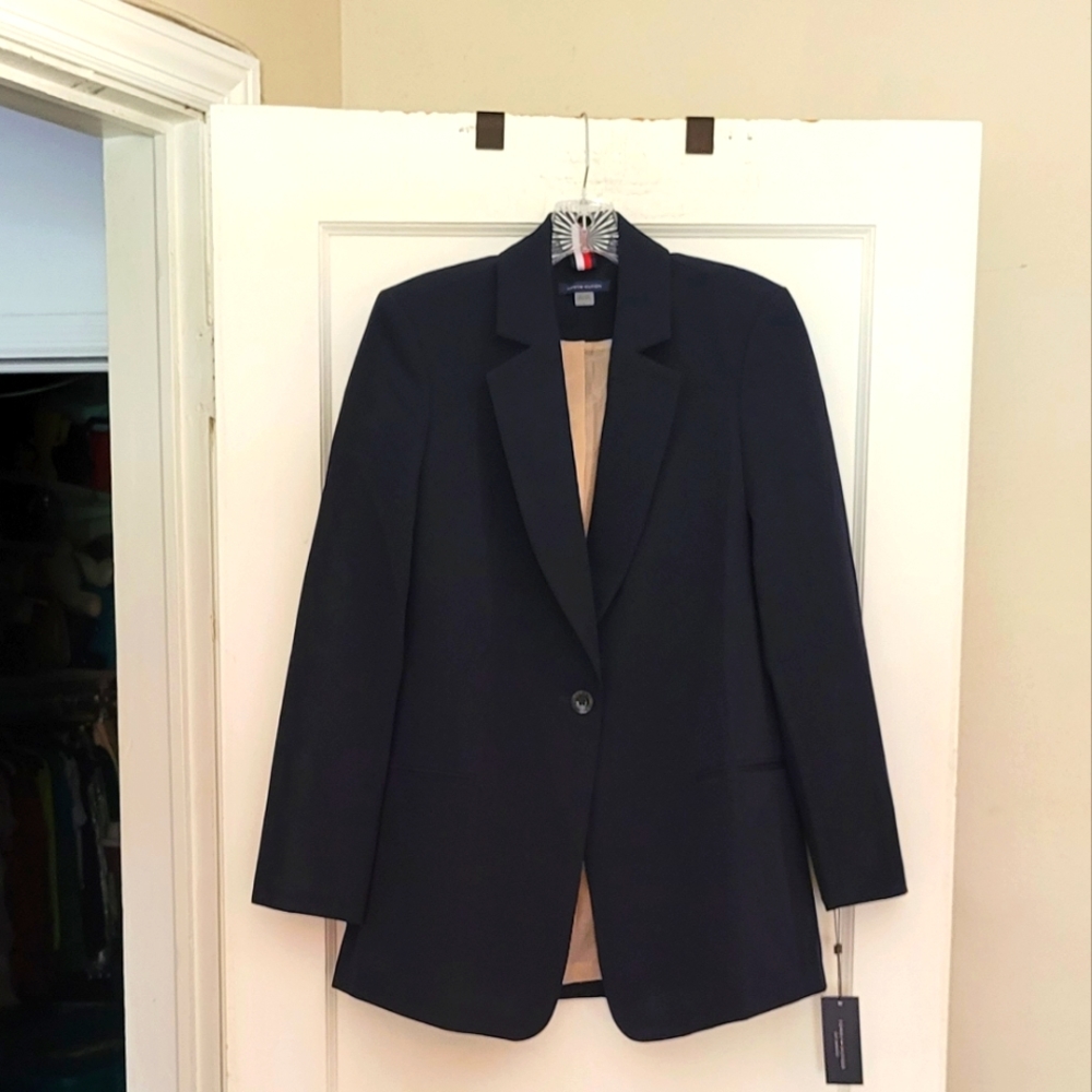 Tommy Hilfiger Navy Blue Blazer